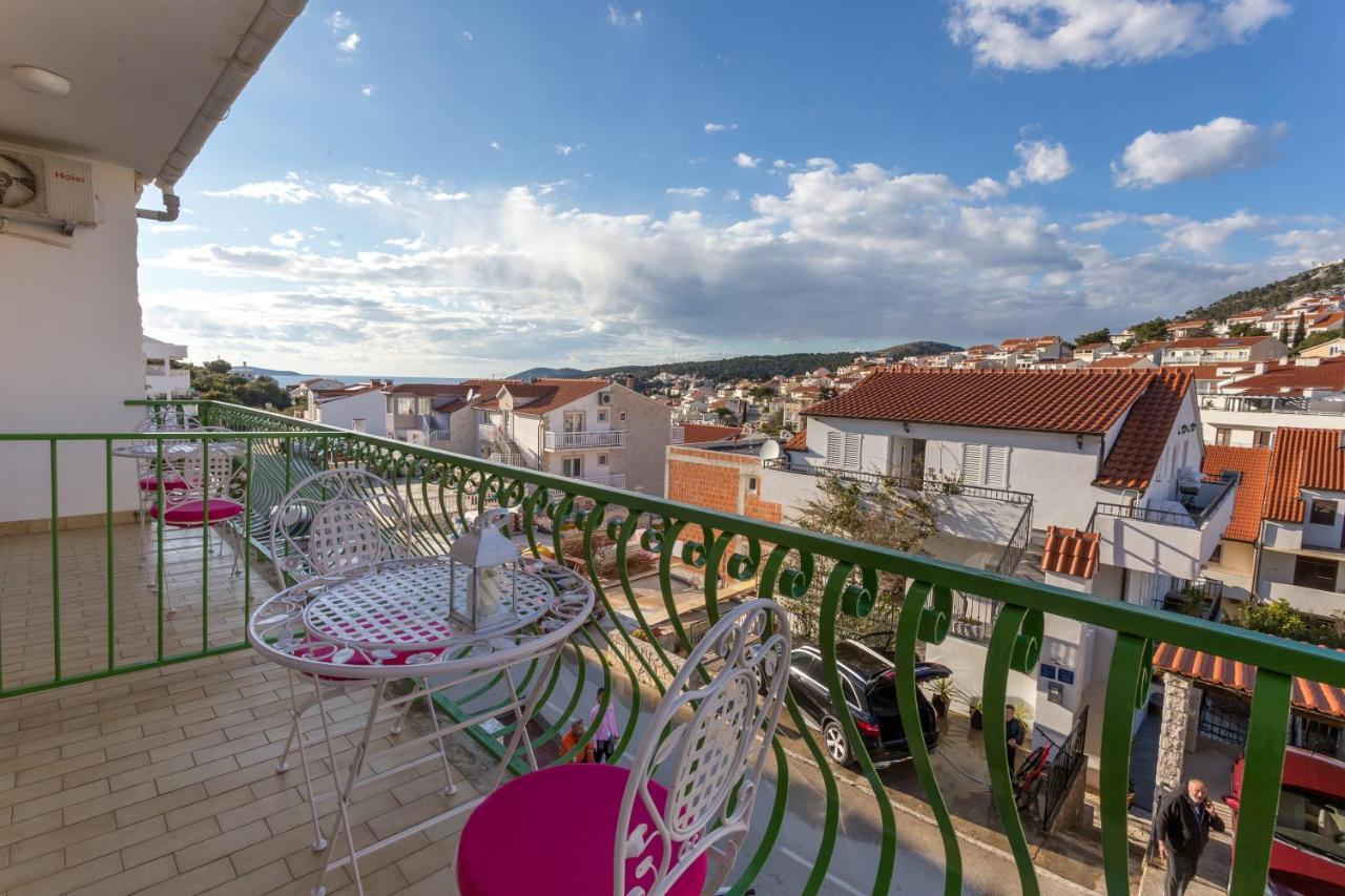 Apartments Marija Bibic Хвар Екстер'єр фото